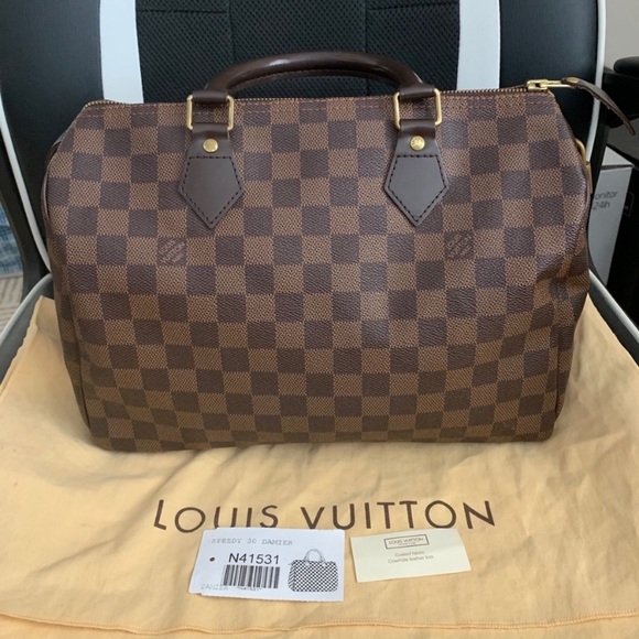 Louis Vuitton Handbags - 🍒Authentic Louis Vuitton damier ebene Speedy 30🍒